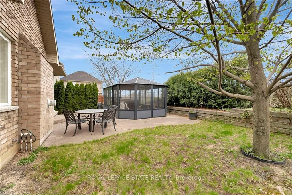 Photo 36 of 188 Blue Mountain Drive, Hamilton, Stoney Creek — HOMEH