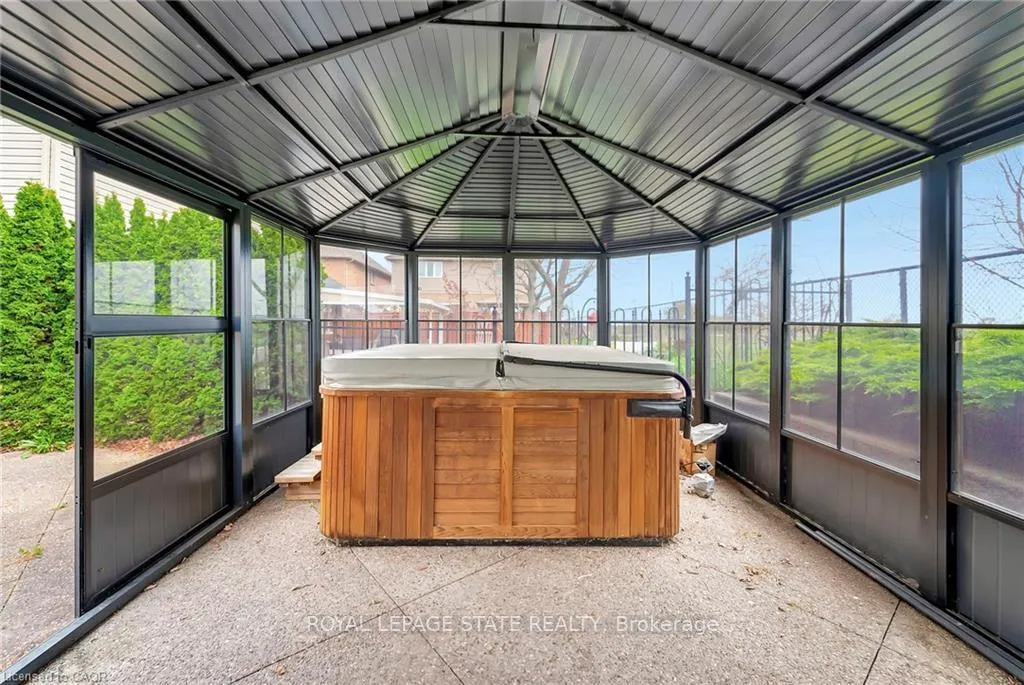 Photo 37 of 188 Blue Mountain Drive, Hamilton, Stoney Creek — HOMEH