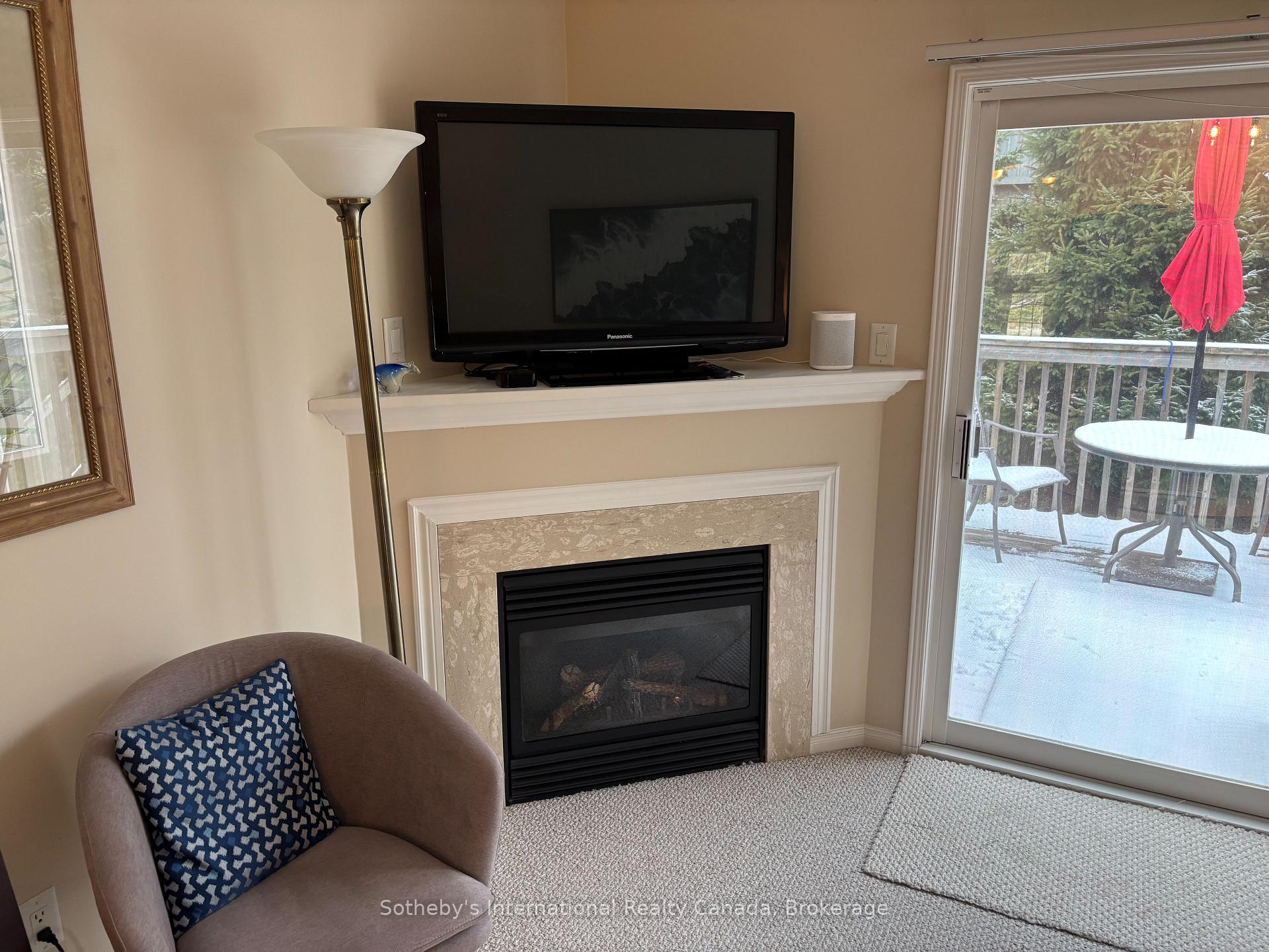Photo 26 of 64 Green Briar Drive, Collingwood — HOMEH