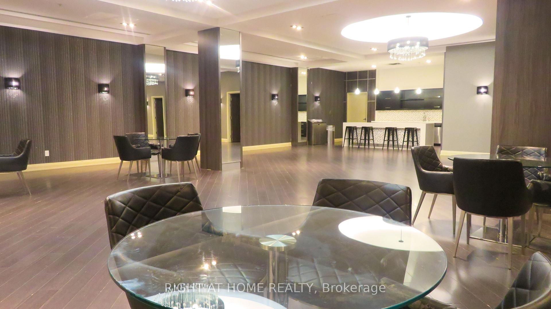 Photo 6 of Unit 1001, 85 North Park Road, Vaughan, Beverley Glen — HOMEH