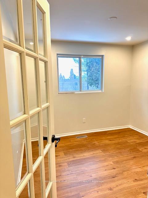Photo 7 of 93 Hill Drive, Aurora, Aurora Heights — HOMEH