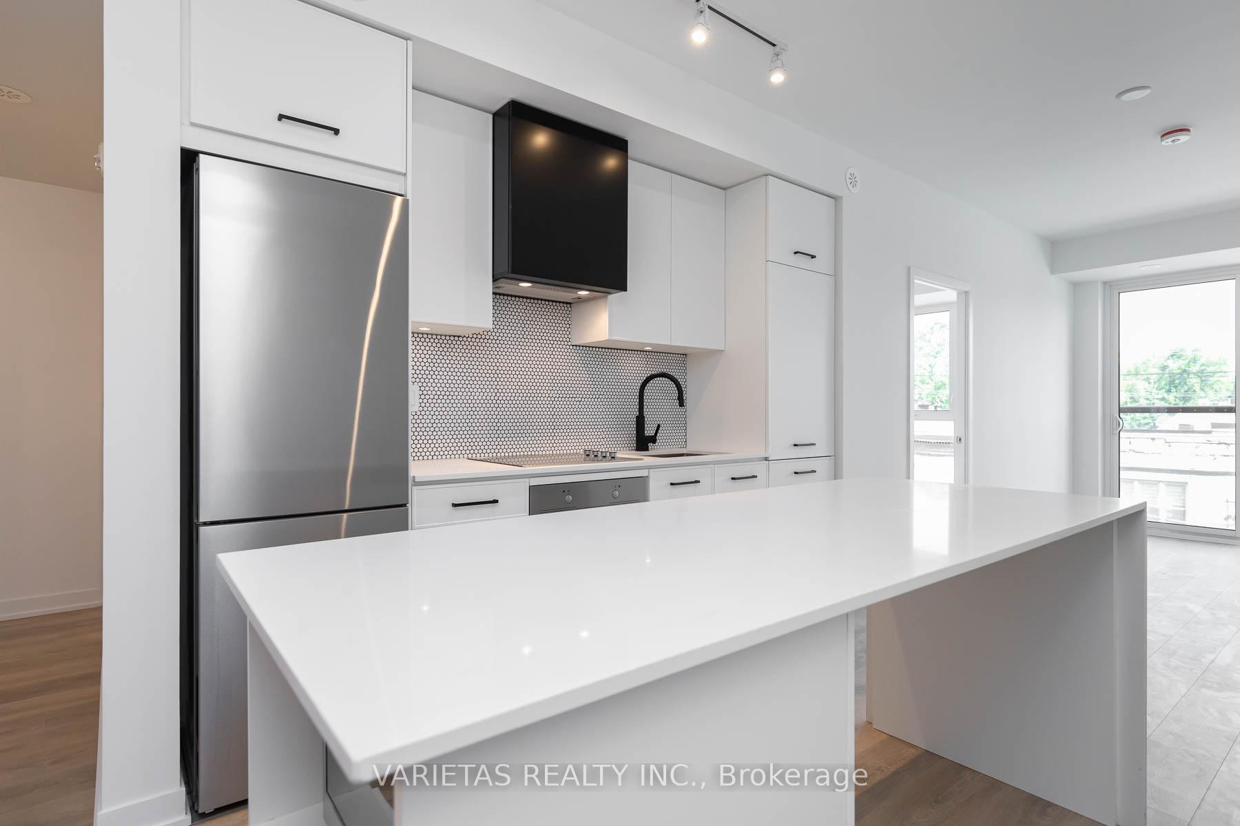 Photo 3 of Unit 301, 899 Queen Street E, Toronto, South Riverdale — HOMEH