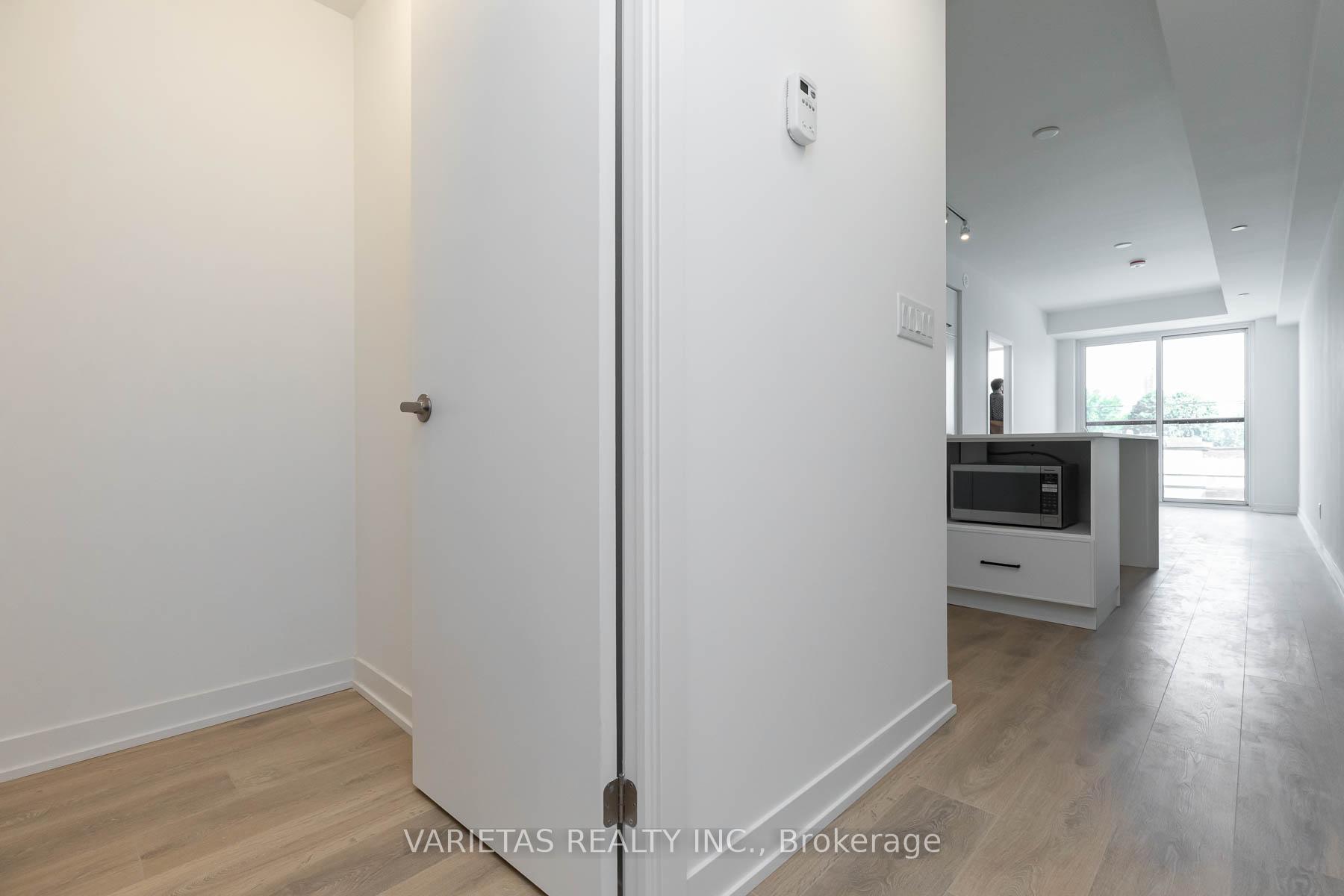 Photo 13 of Unit 301, 899 Queen Street E, Toronto, South Riverdale — HOMEH