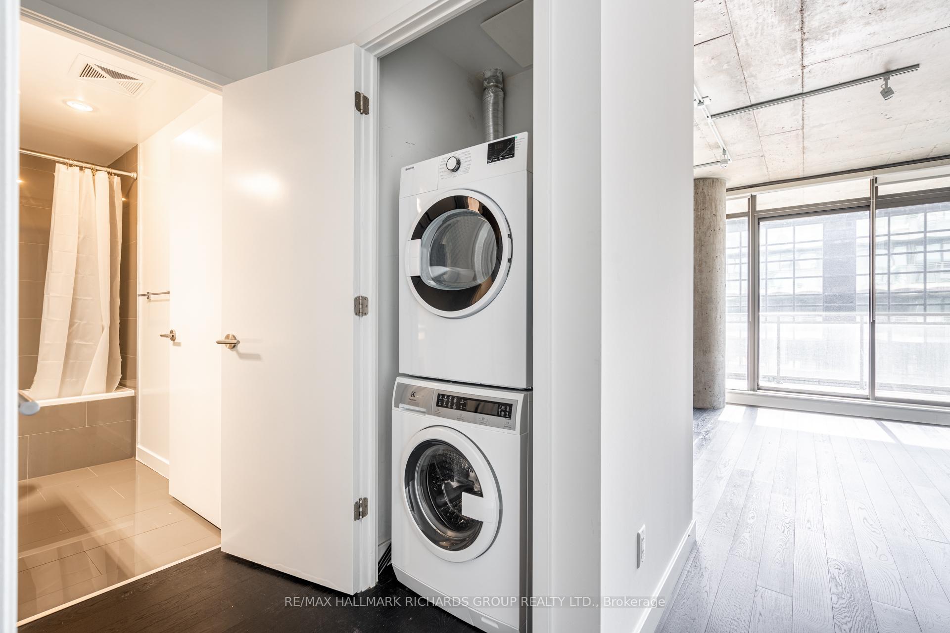 Photo 15 of Unit 704, 90 Broadview Avenue, Toronto, South Riverdale — HOMEH