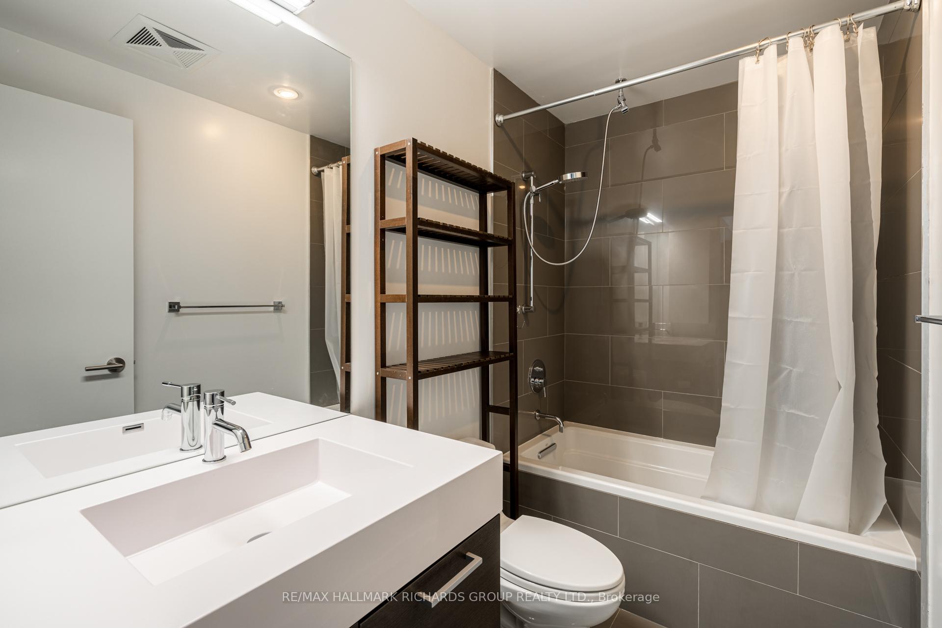 Photo 16 of Unit 704, 90 Broadview Avenue, Toronto, South Riverdale — HOMEH