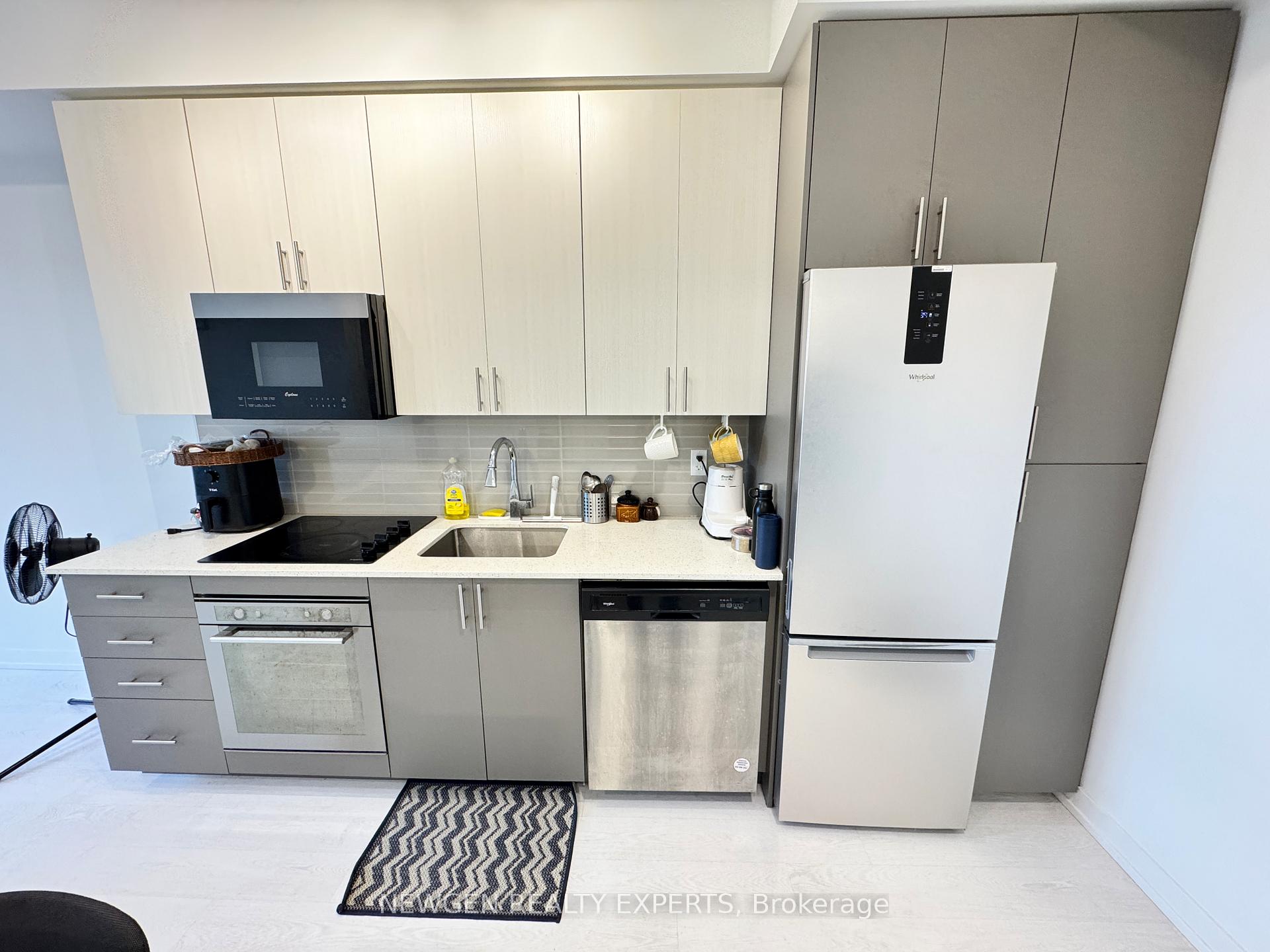 Photo 2 of Unit 604, 415 Main Street W, Hamilton, Kirkendall — HOMEH