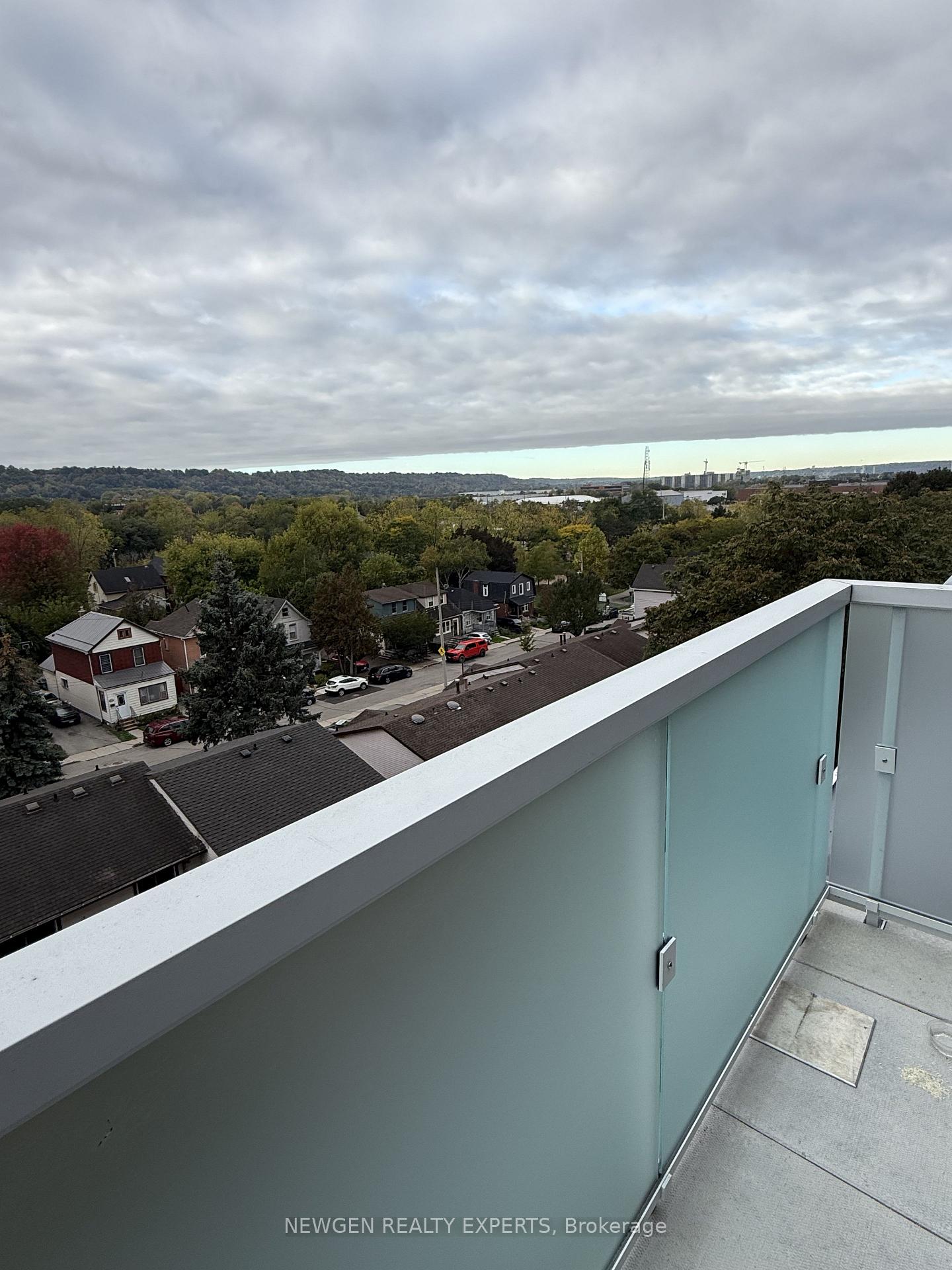 Photo 10 of Unit 604, 415 Main Street W, Hamilton, Kirkendall — HOMEH