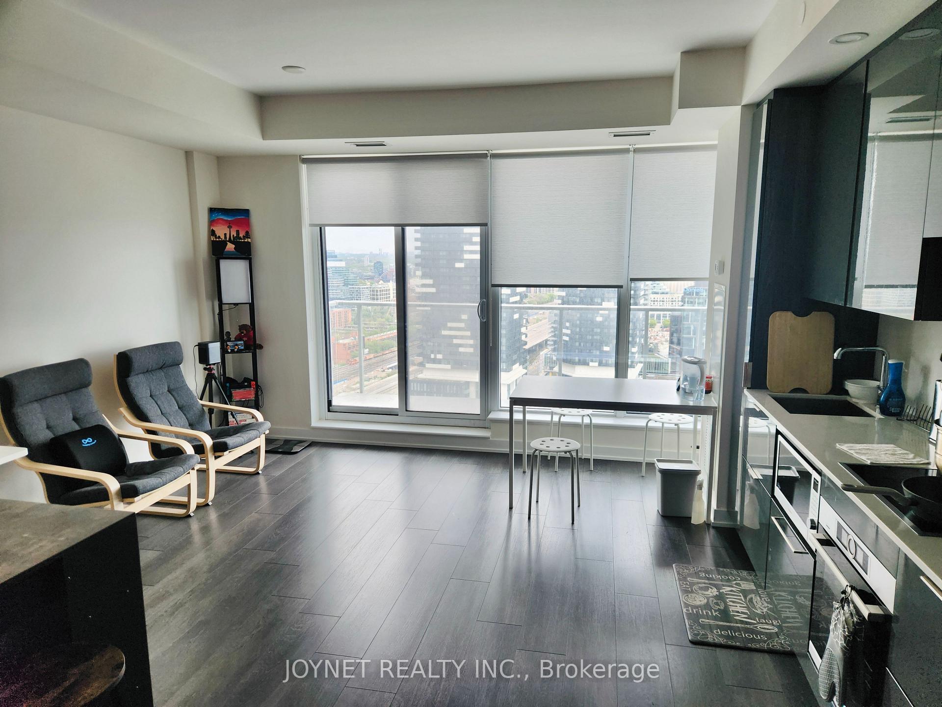 Front of Unit 2508, 28 Freeland Street
