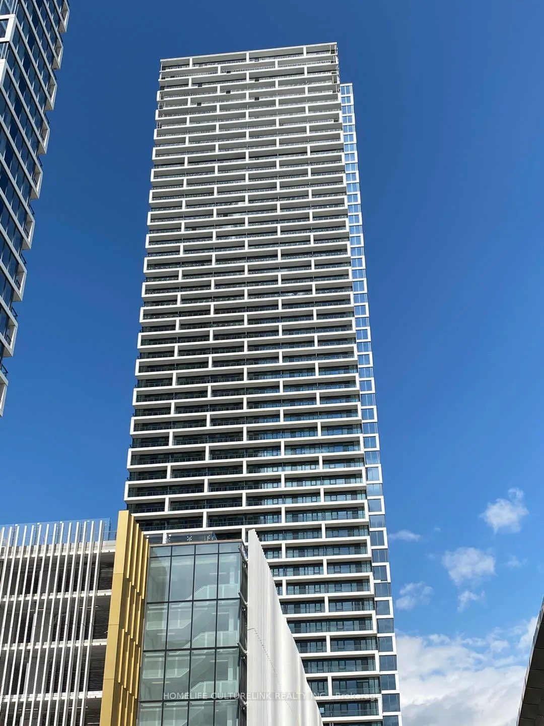 Front of Unit 1801, 898 Portage Parkway