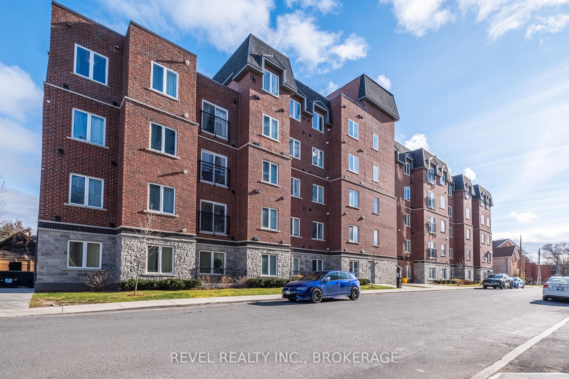 Photo 1 of Unit 404, 501 Frontenac Street, Kingston, East of Sir John A. Blvd — HOMEH