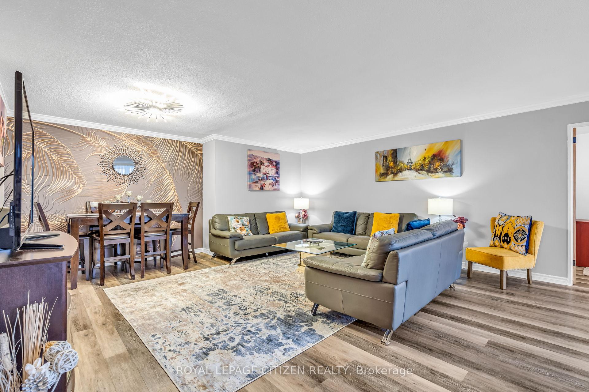 Photo 3 of Unit 410, 61 Richview Road, Etobicoke, Humber Heights — HOMEH