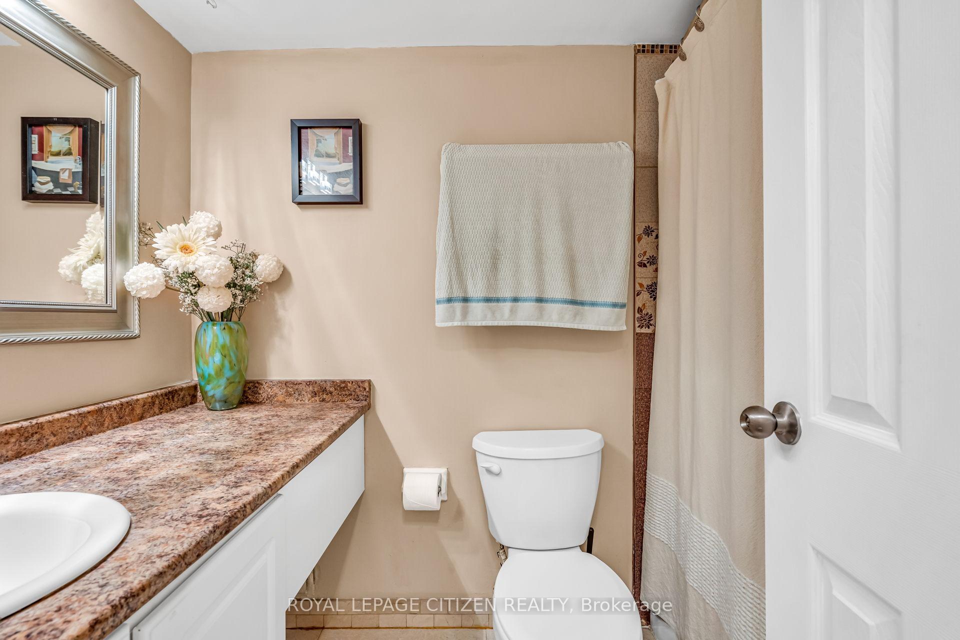 Photo 16 of Unit 410, 61 Richview Road, Etobicoke, Humber Heights — HOMEH