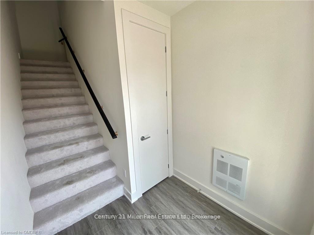 Photo 3 of Unit 20, 6 Andres, Grimsby, Grimsby Beach — HOMEH