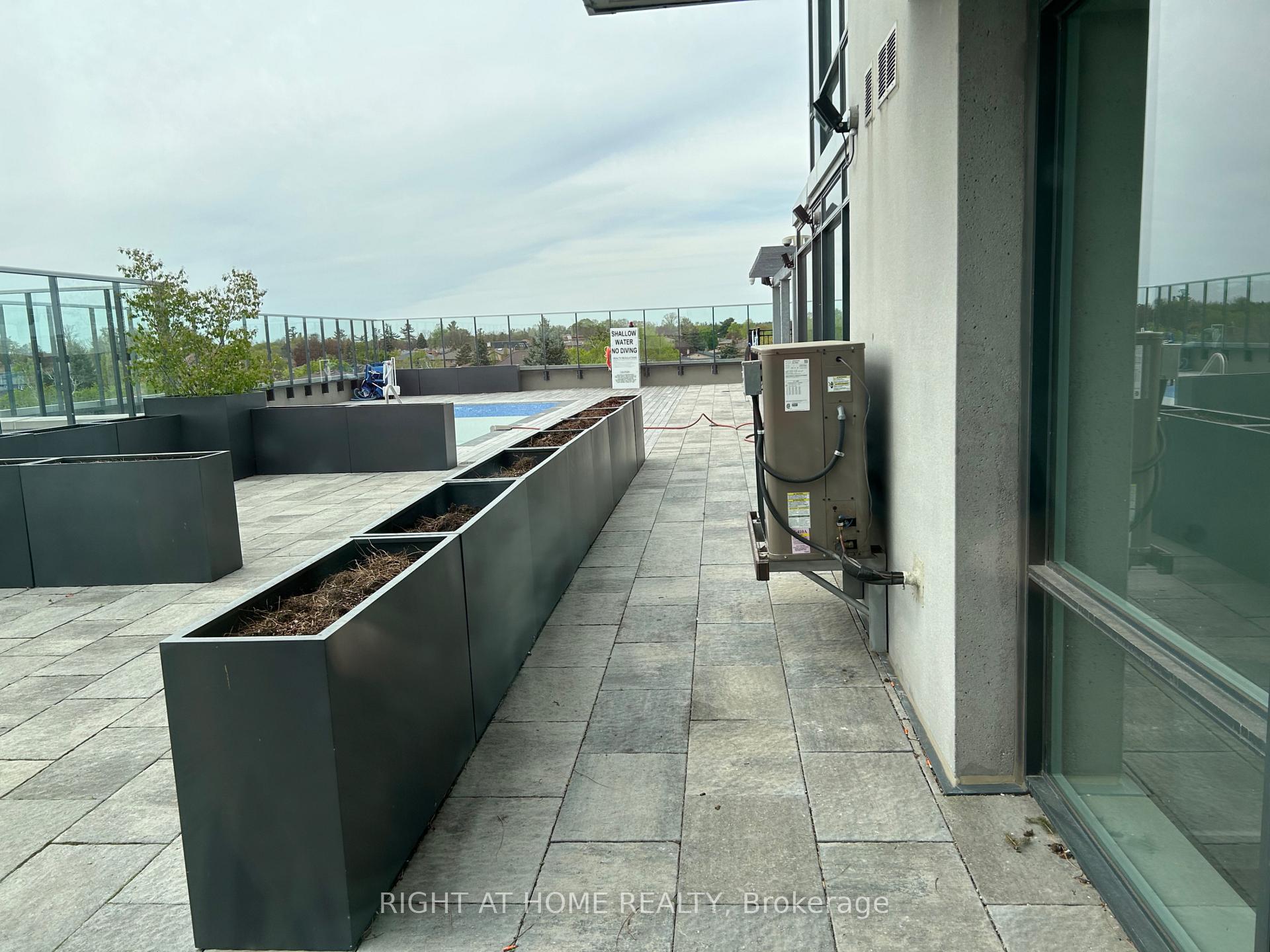 Photo 8 of Unit #511, 4800 Highway 7, Vaughan, East Woodbridge — HOMEH