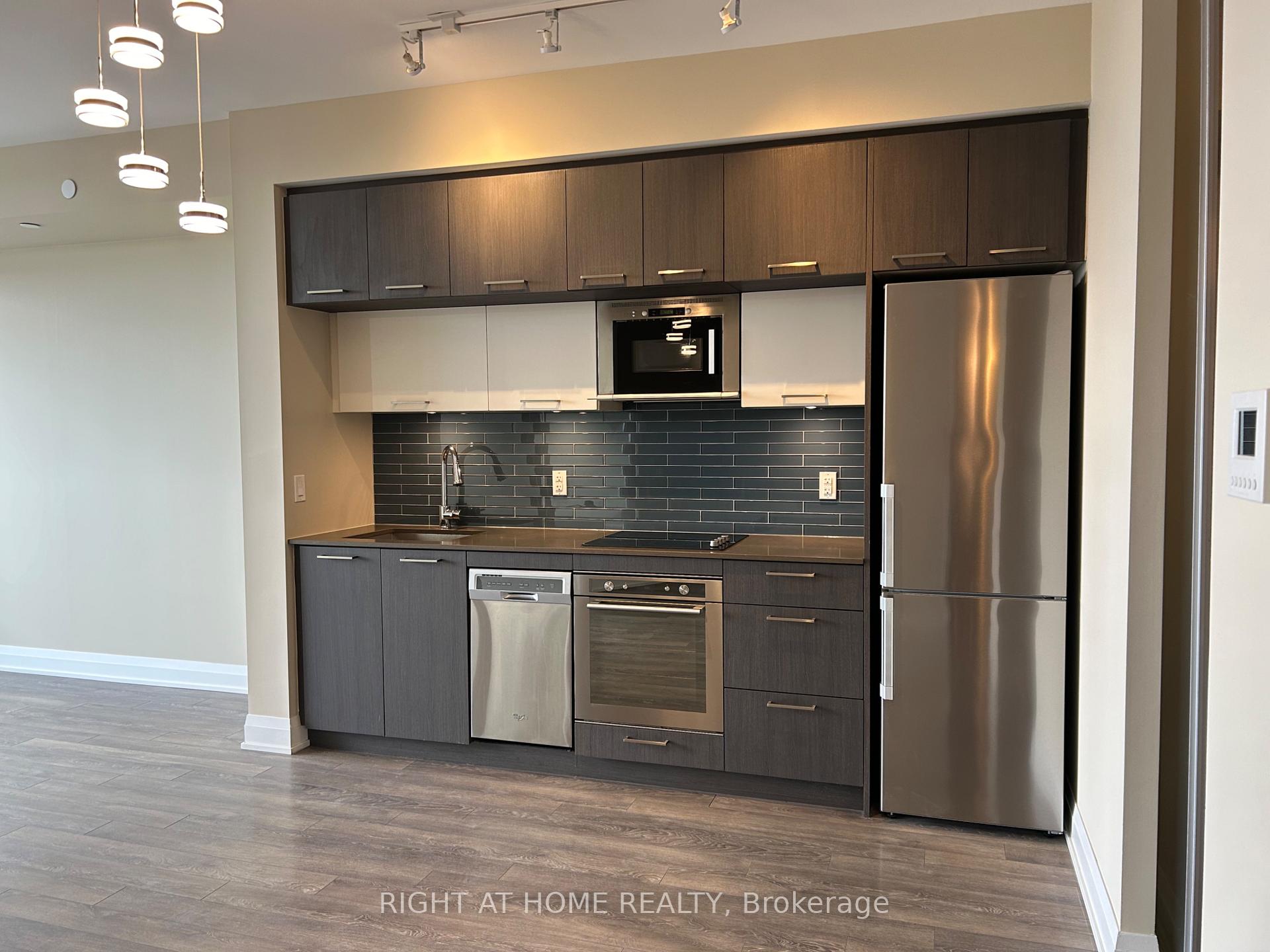 Photo 11 of Unit #511, 4800 Highway 7, Vaughan, East Woodbridge — HOMEH