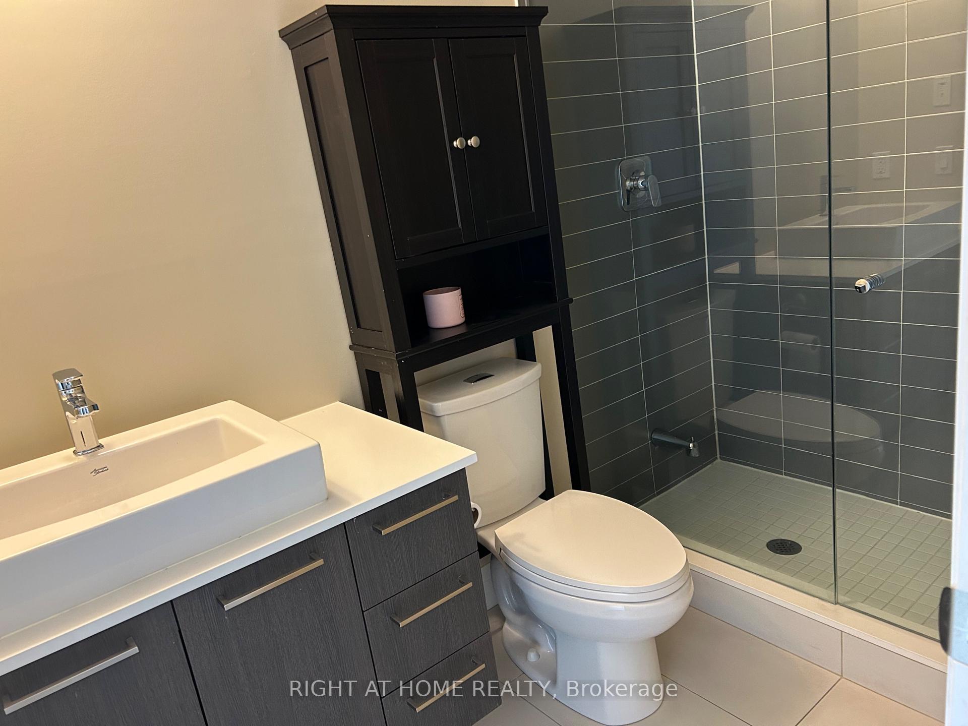 Photo 15 of Unit #511, 4800 Highway 7, Vaughan, East Woodbridge — HOMEH