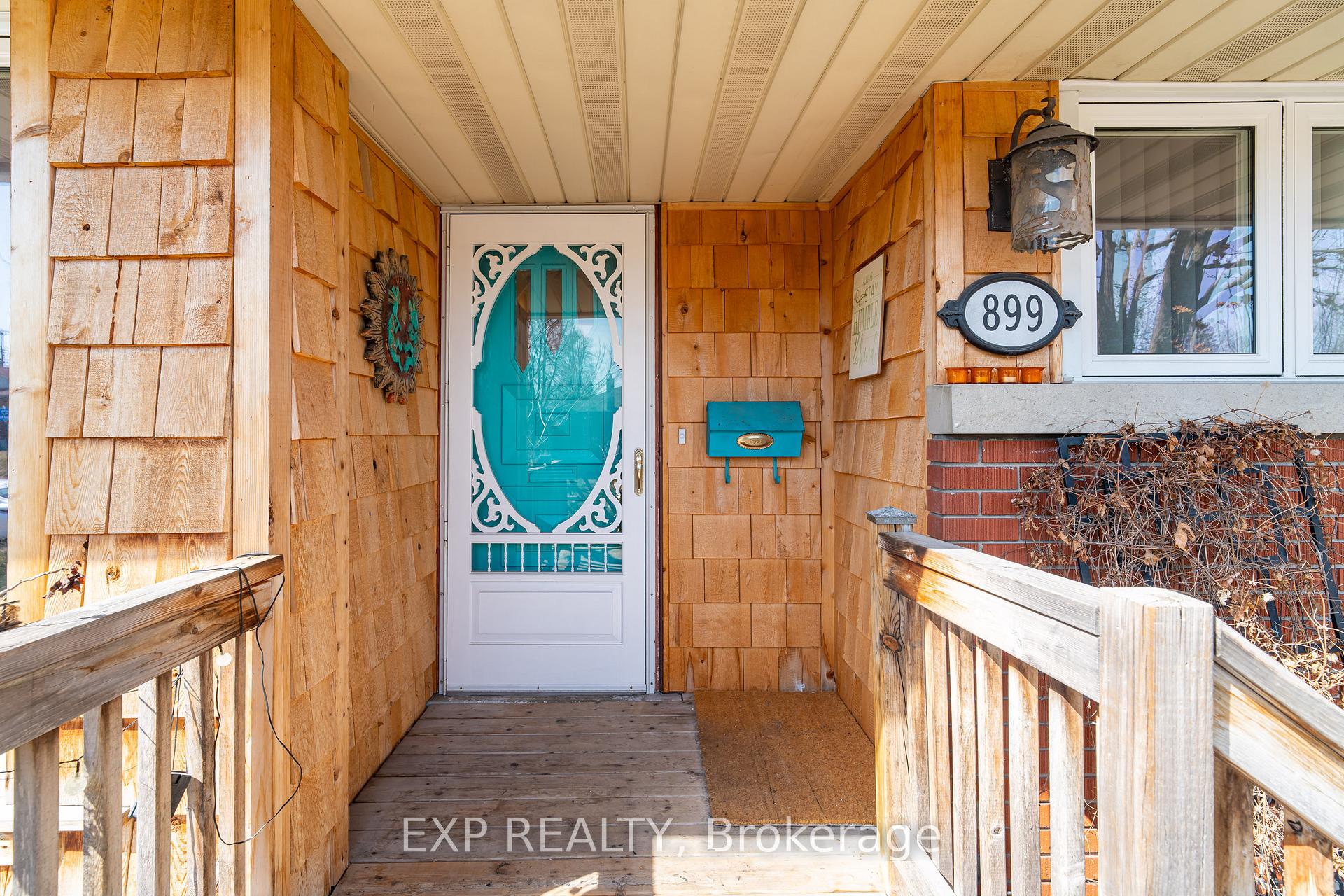 Photo 4 of 899 Pleasant Park Road, Ottawa, Elmvale Acres — HOMEH