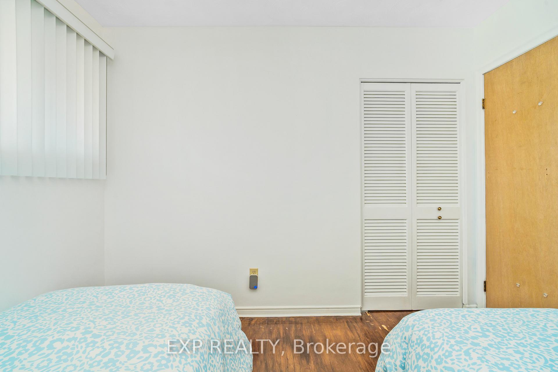 Photo 13 of 899 Pleasant Park Road, Ottawa, Elmvale Acres — HOMEH