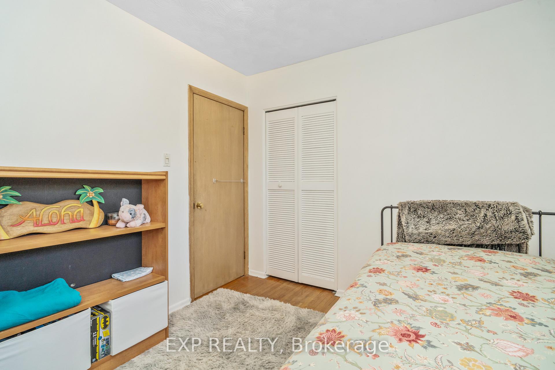 Photo 17 of 899 Pleasant Park Road, Ottawa, Elmvale Acres — HOMEH