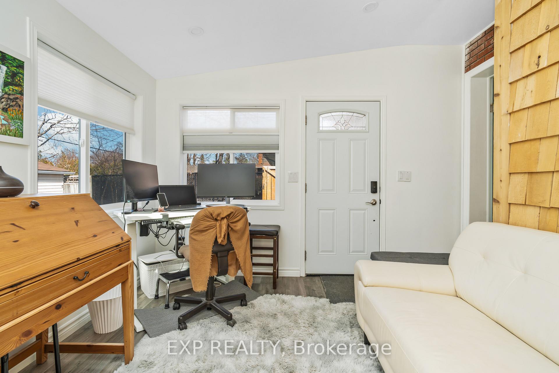 Photo 19 of 899 Pleasant Park Road, Ottawa, Elmvale Acres — HOMEH