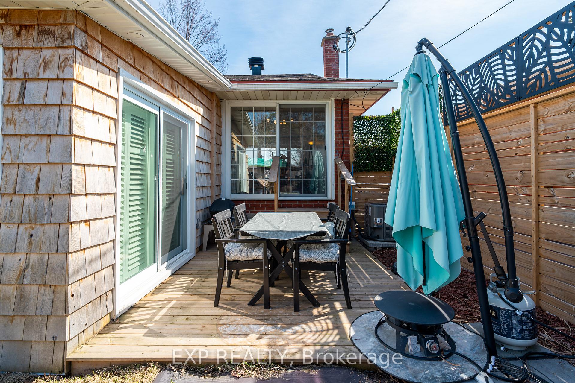 Photo 32 of 899 Pleasant Park Road, Ottawa, Elmvale Acres — HOMEH
