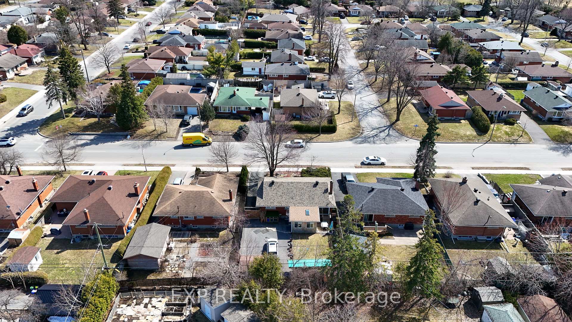Photo 37 of 899 Pleasant Park Road, Ottawa, Elmvale Acres — HOMEH