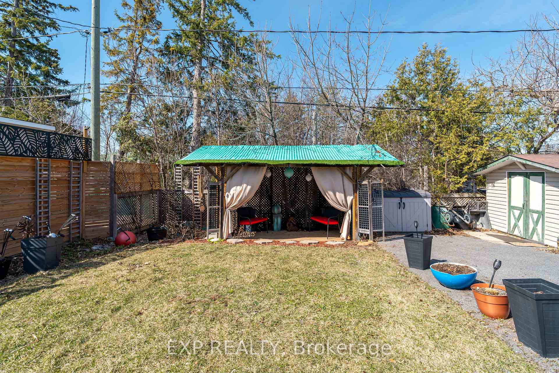 Photo 39 of 899 Pleasant Park Road, Ottawa, Elmvale Acres — HOMEH