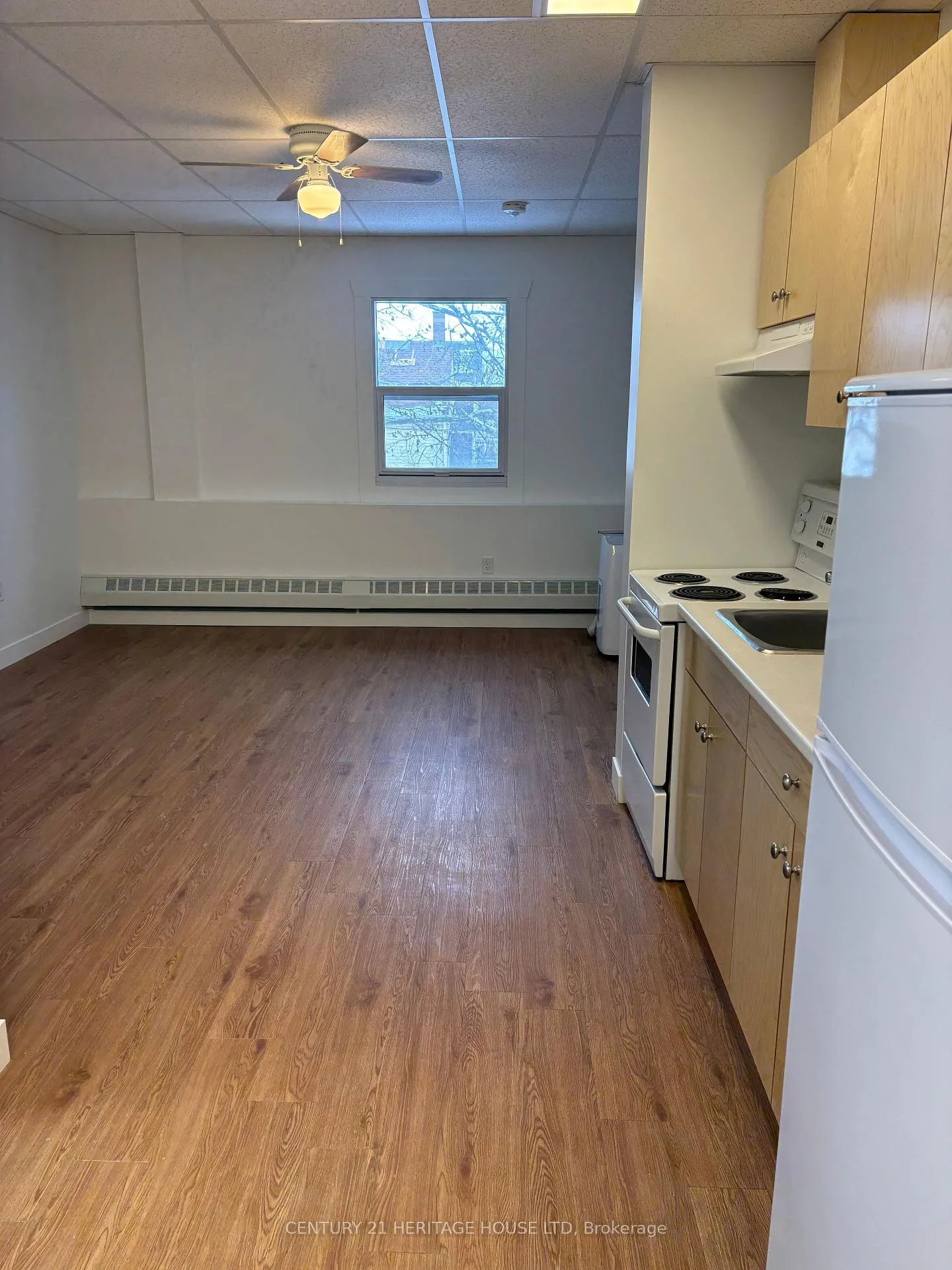 Photo 4 of Unit 210, 50 Scott Street, St. Thomas — HOMEH