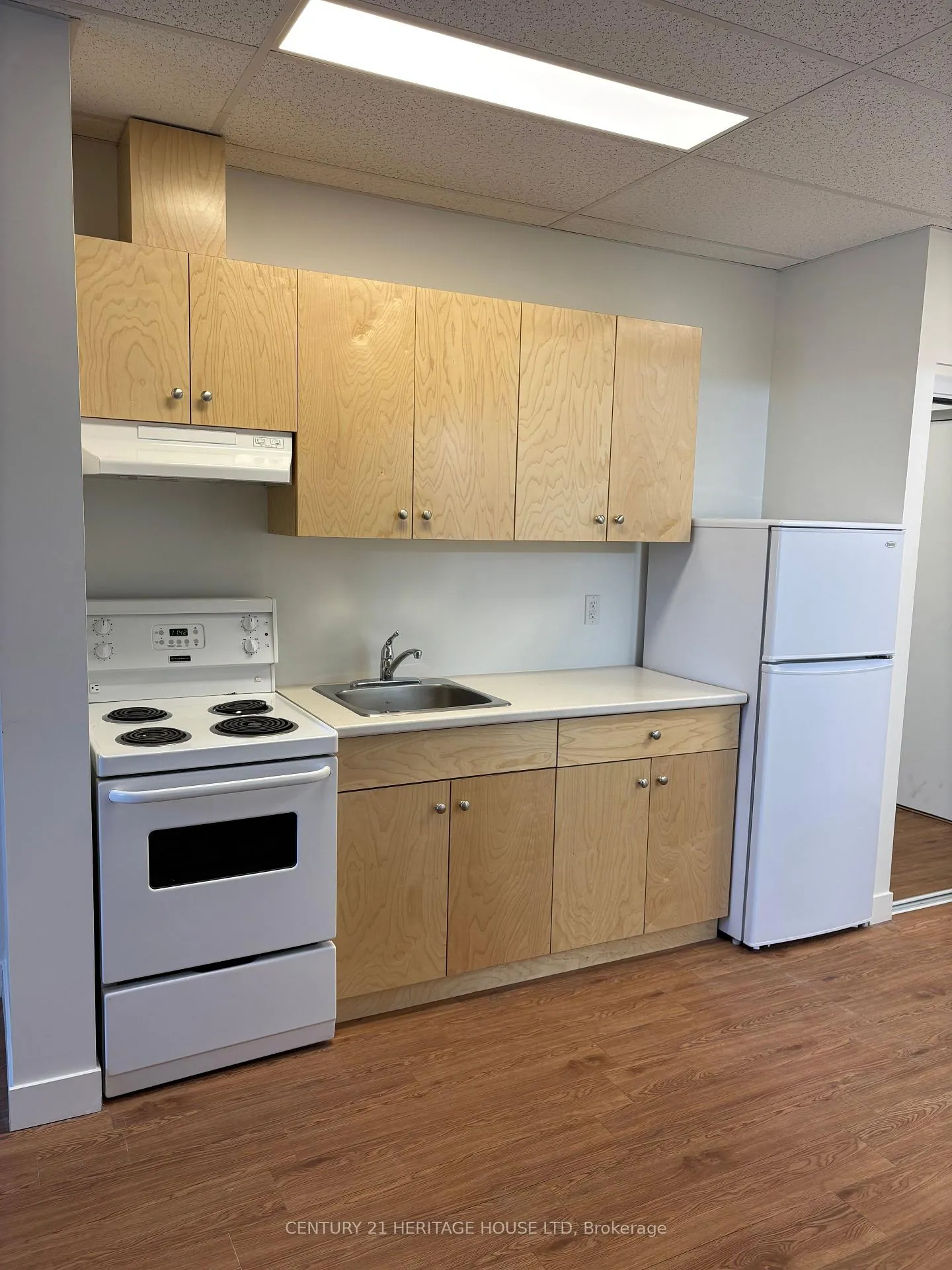 Photo 5 of Unit 210, 50 Scott Street, St. Thomas — HOMEH