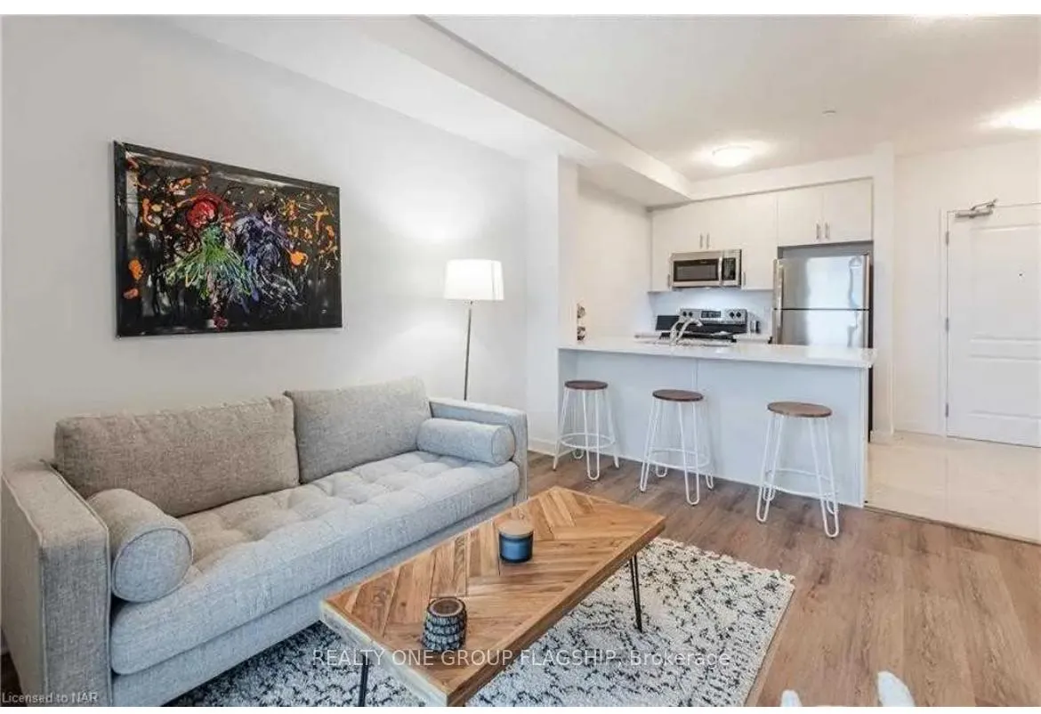 Front of Unit 616, 101 Shoreview Place