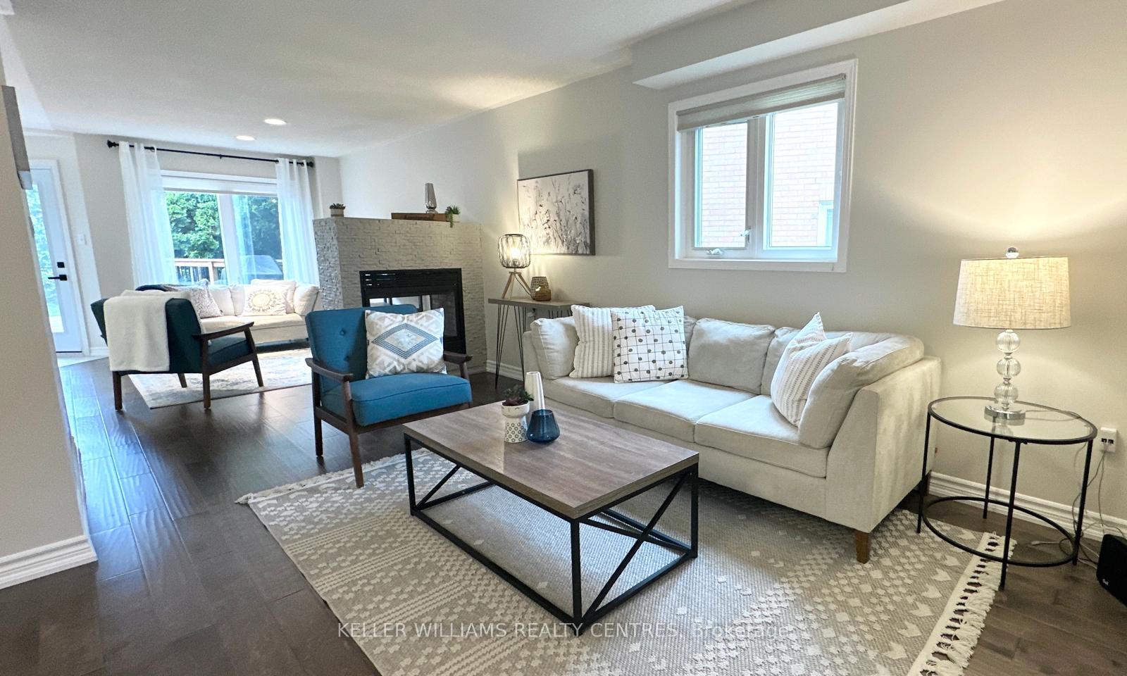 Photo 7 of 126 Primeau Drive, Aurora, Aurora Grove — HOMEH