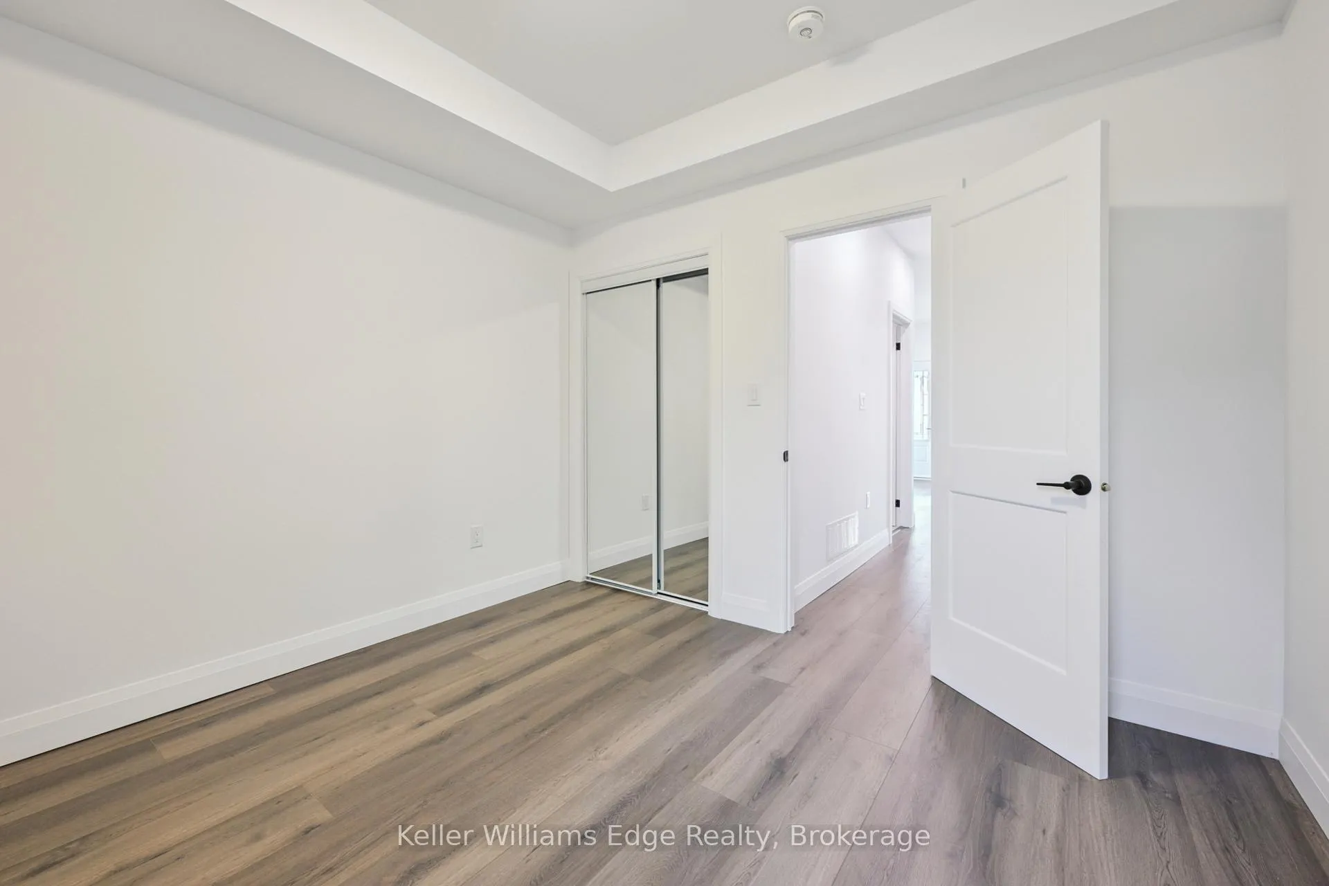 Photo 21 of 161 Weir Street N, Hamilton, Homeside — HOMEH