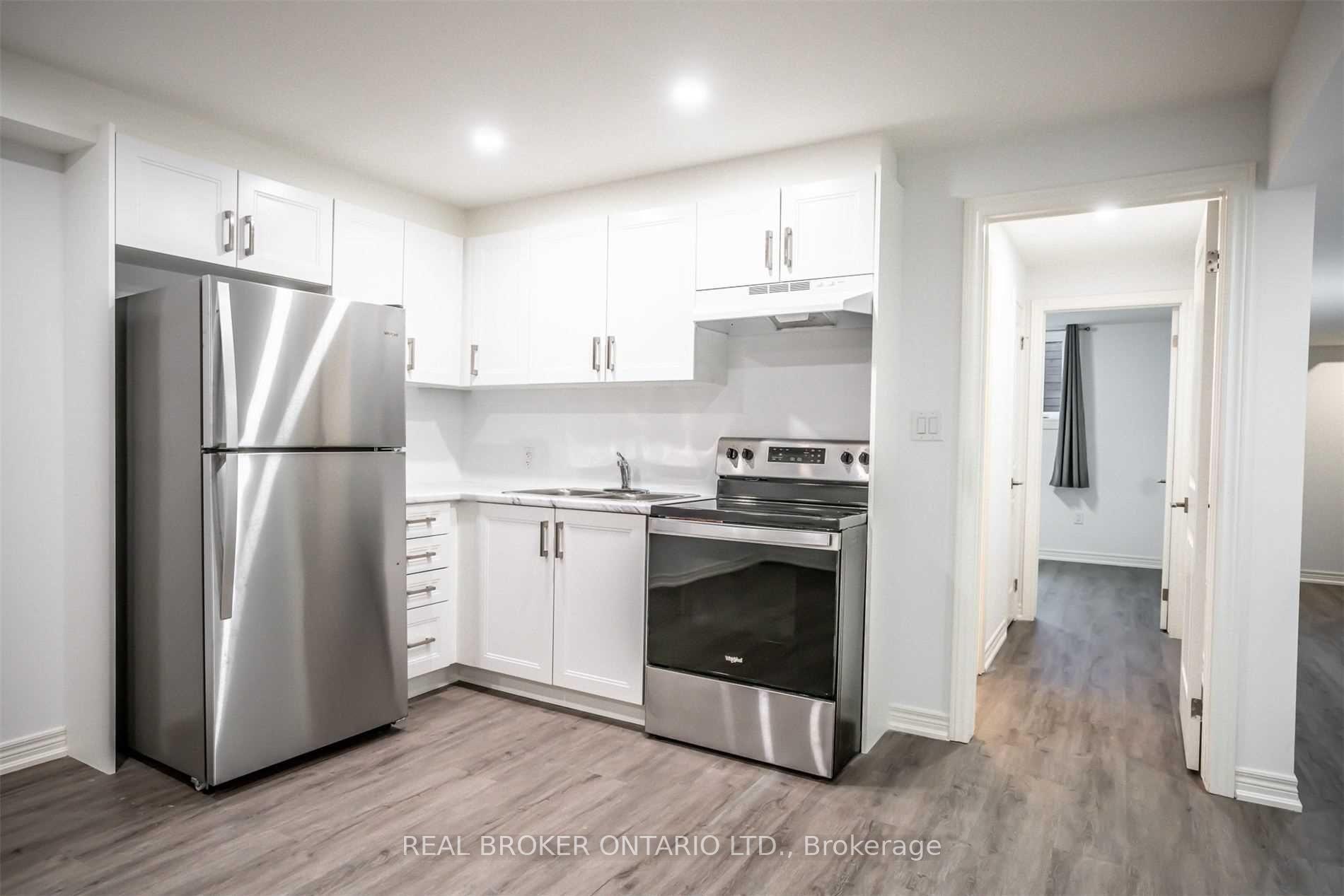Photo 2 of 141 Summersides Boulevard, Pelham, Fonthill — HOMEH