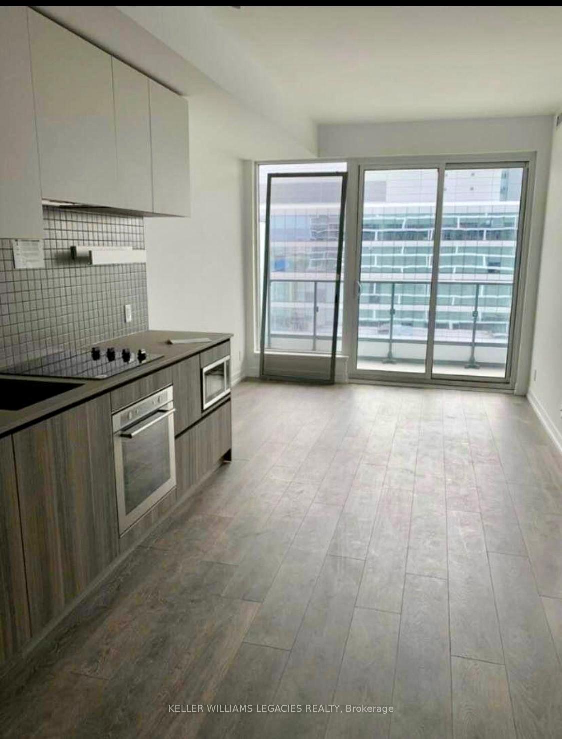 Photo 7 of Unit 1107, 5 Buttermill Avenue, Vaughan, Vaughan Corporate Centre — HOMEH
