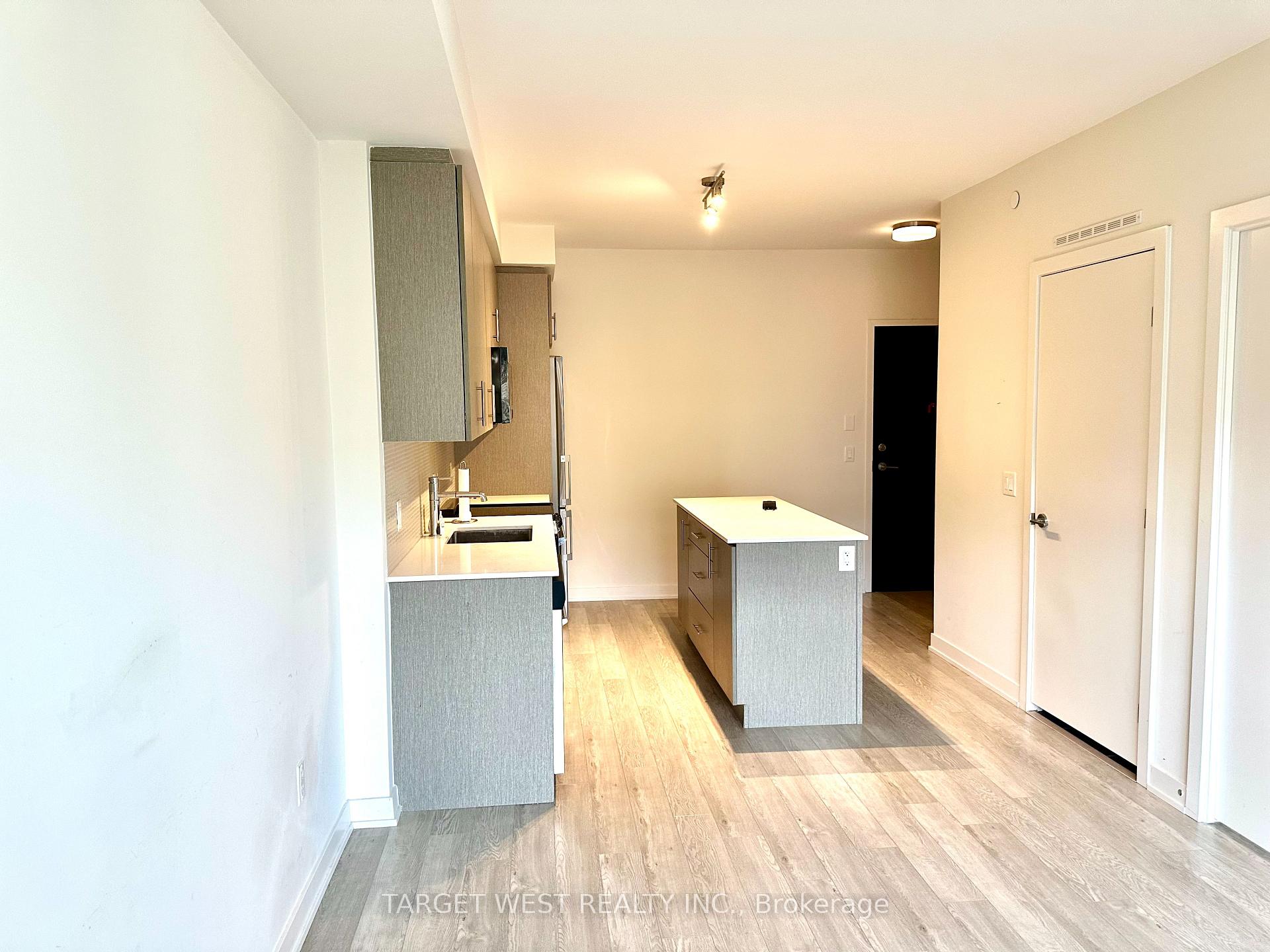 Photo 2 of Unit 421, 212 King William Street E, Hamilton, Beasley — HOMEH
