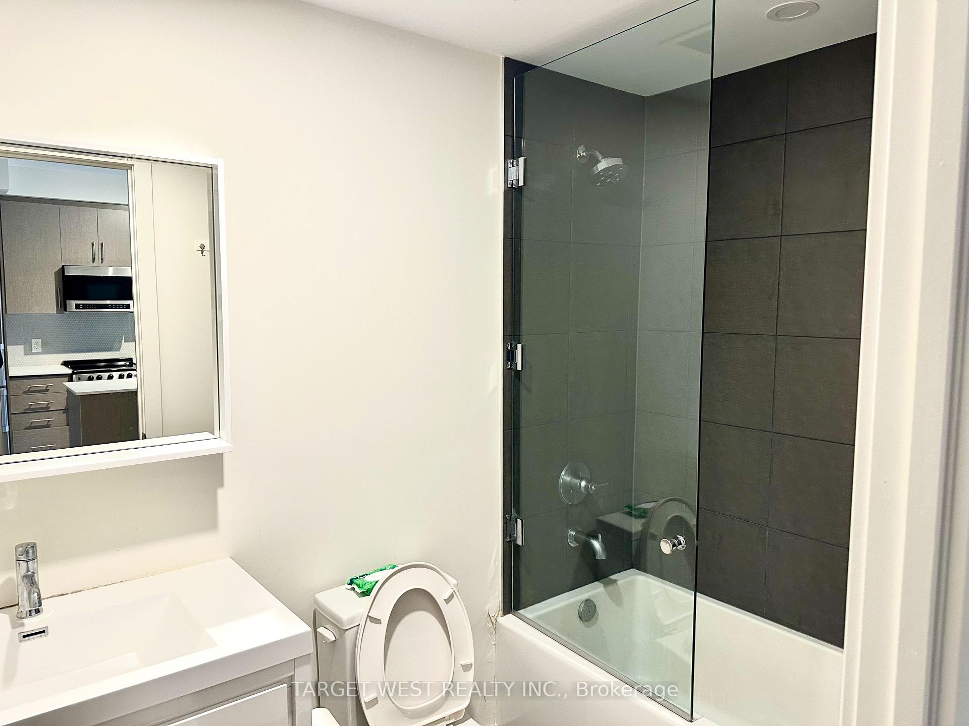 Photo 7 of Unit 421, 212 King William Street E, Hamilton, Beasley — HOMEH