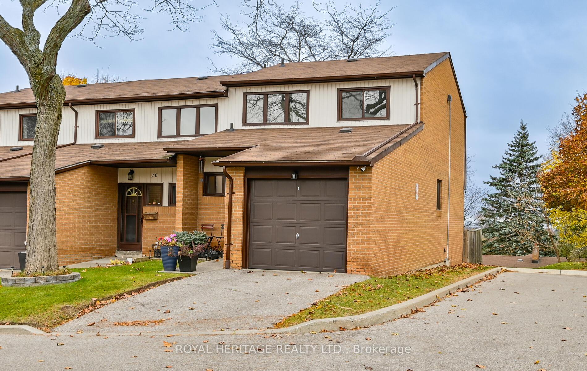 Photo 3 of Unit 21, 765 Oklahoma Drive E, Pickering, West Shore — HOMEH