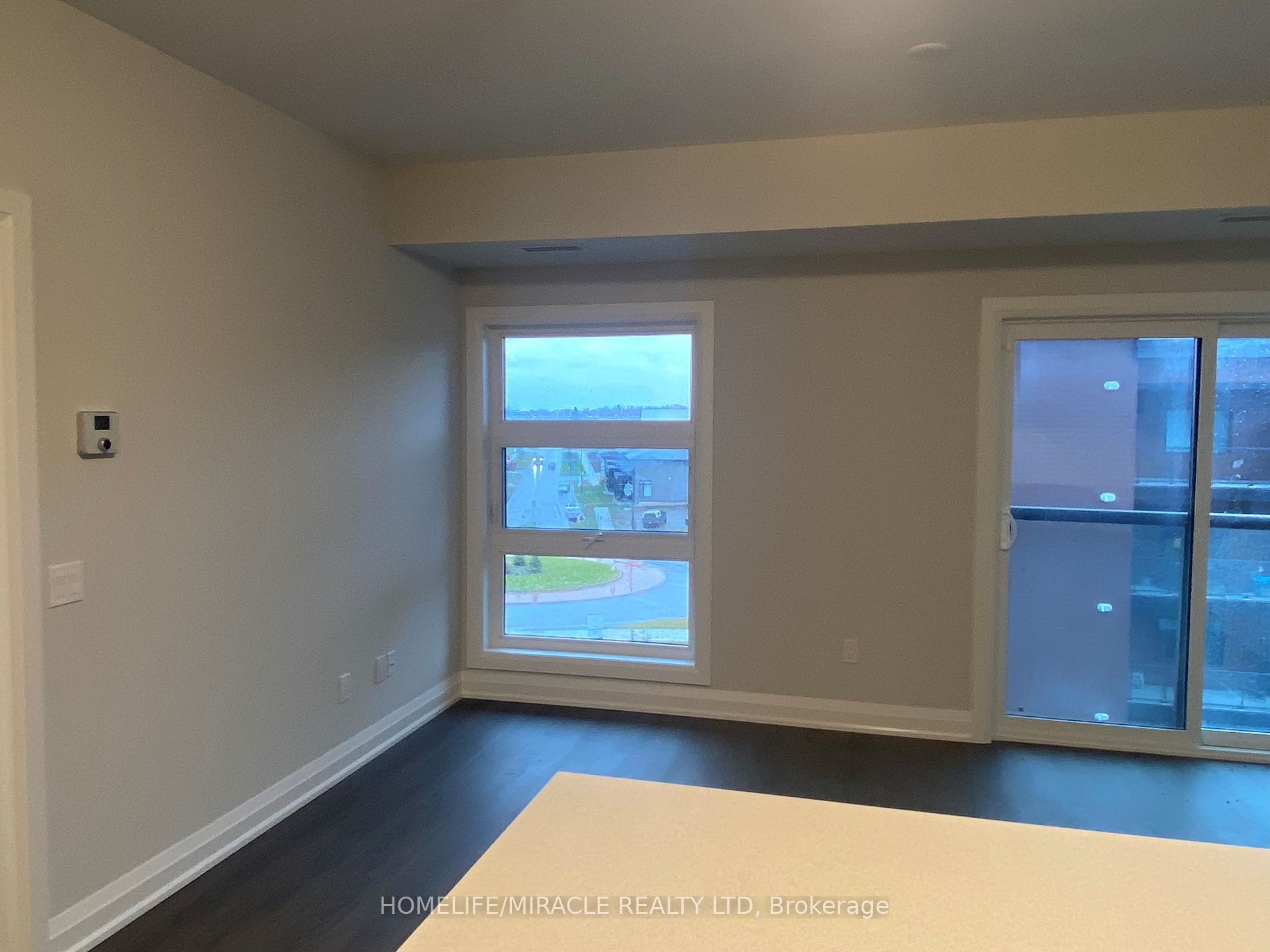 Front of Unit 400, 118 Summerside Boulevard