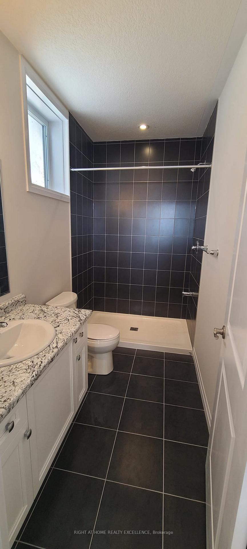 Photo 13 of 102 Seabrook Drive, Kitchener — HOMEH