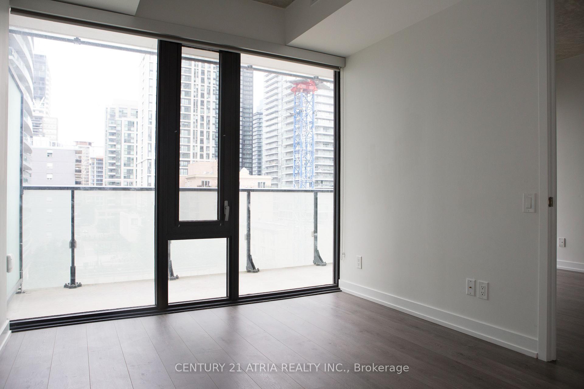 Photo 6 of Unit 602, 161 Roehampton Avenue, Toronto, Mount Pleasant West — HOMEH