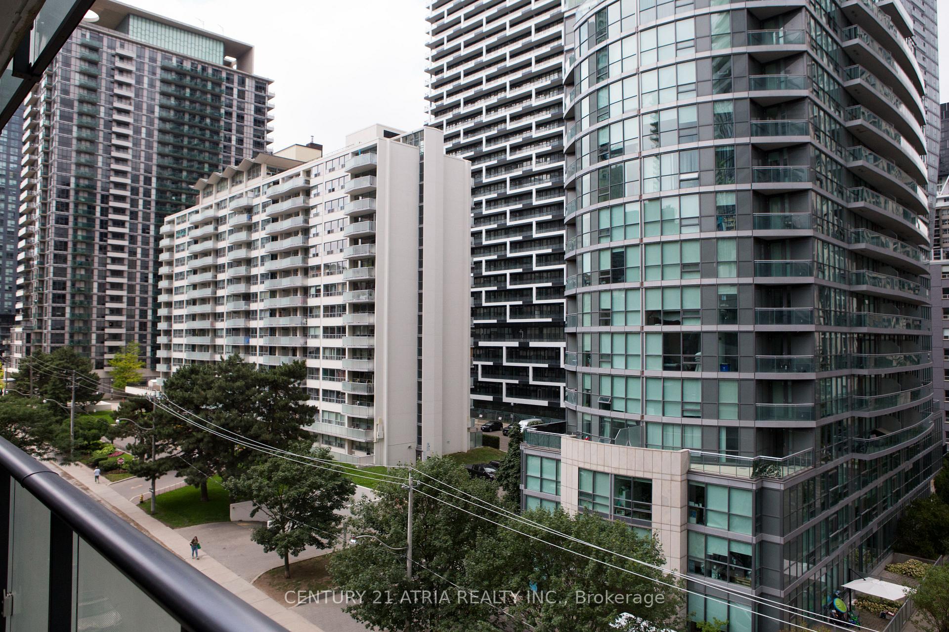 Photo 18 of Unit 602, 161 Roehampton Avenue, Toronto, Mount Pleasant West — HOMEH