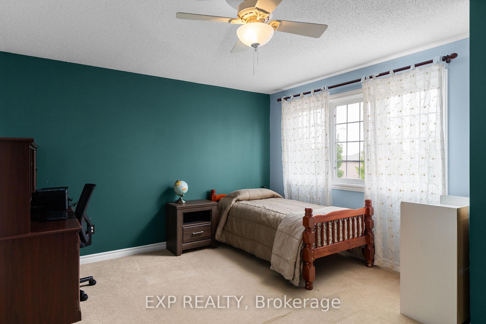 Photo 19 of 21 McIntyre Drive, Barrie, Ardagh — HOMEH