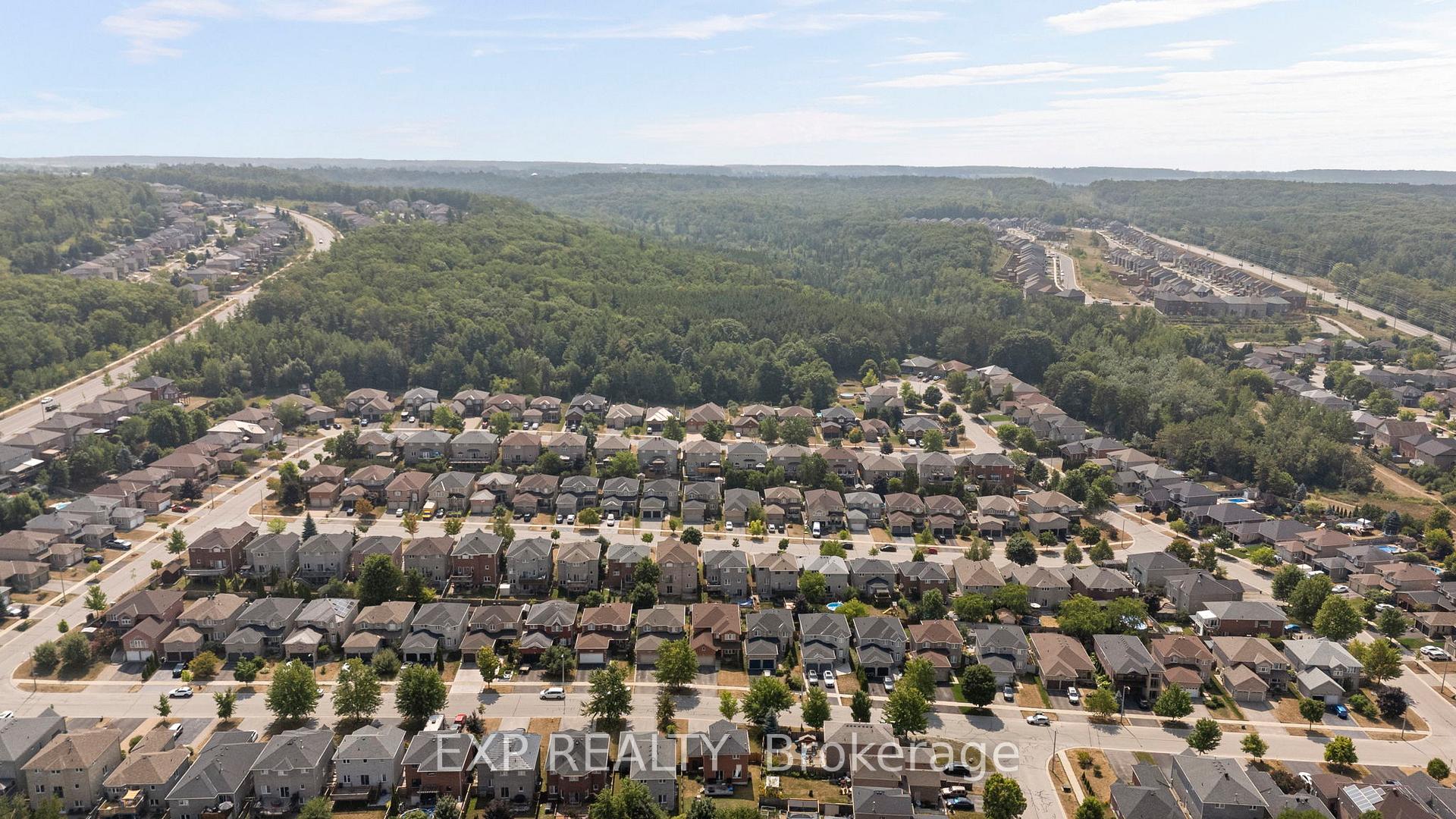 Photo 34 of 21 McIntyre Drive, Barrie, Ardagh — HOMEH