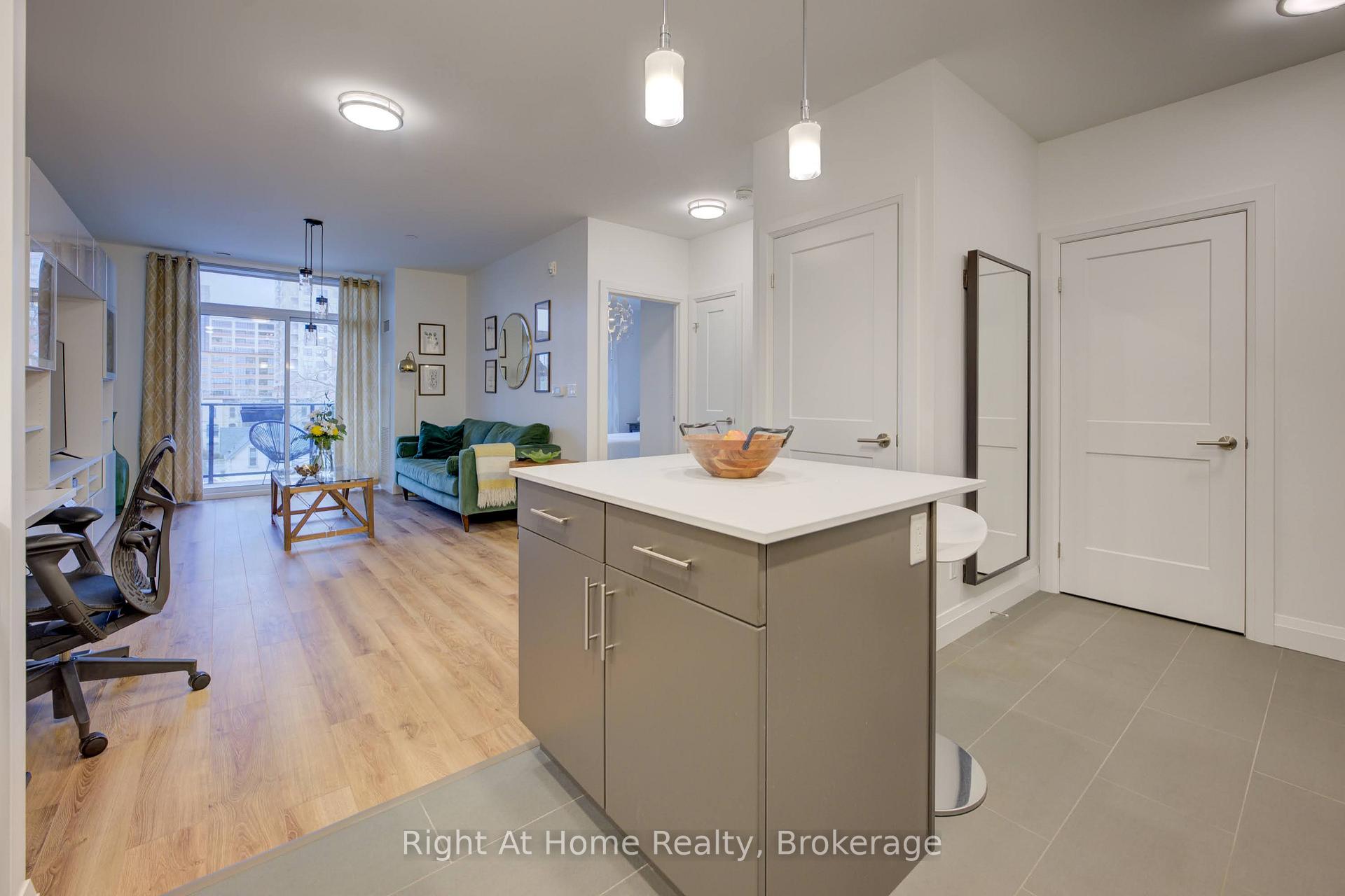Photo 8 of Unit 413, 399 Queen Street S, Kitchener — HOMEH