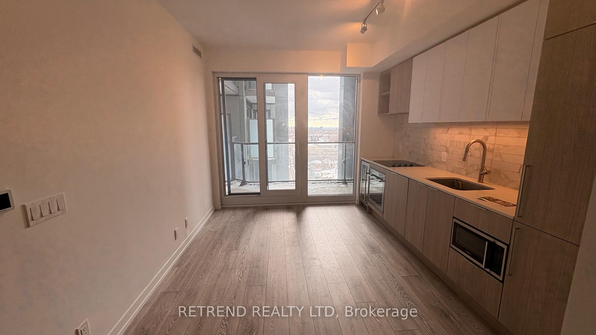 Photo 6 of Unit 1501, 2020 Bathurst Street, Toronto, Forest Hill South — HOMEH