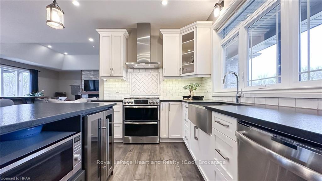 Photo 19 of 39941 Dinsley Terrace, Bluewater, Stanley — HOMEH