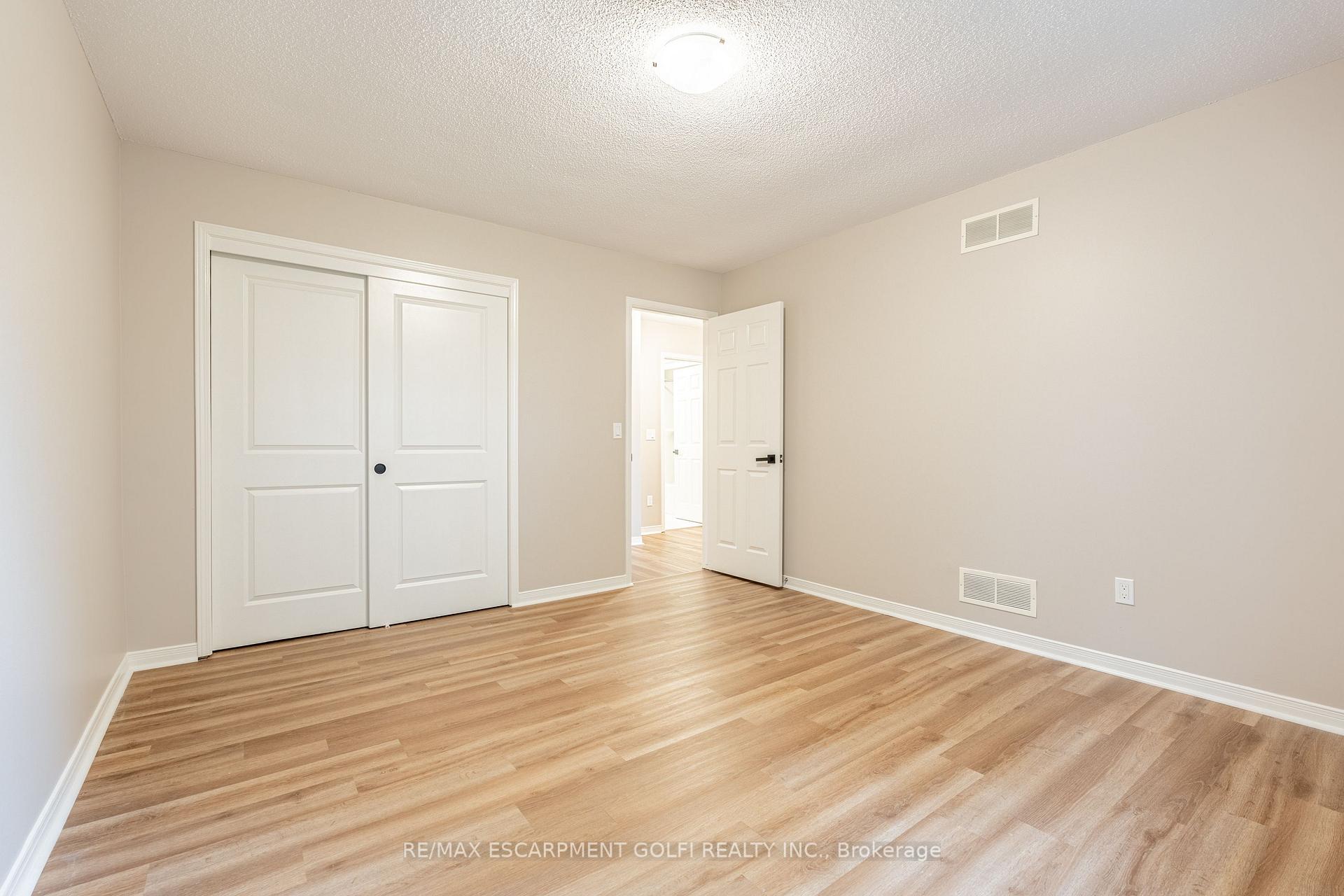 Photo 27 of Unit 1, 25 Meadowvale Drive, Pelham, Fonthill — HOMEH