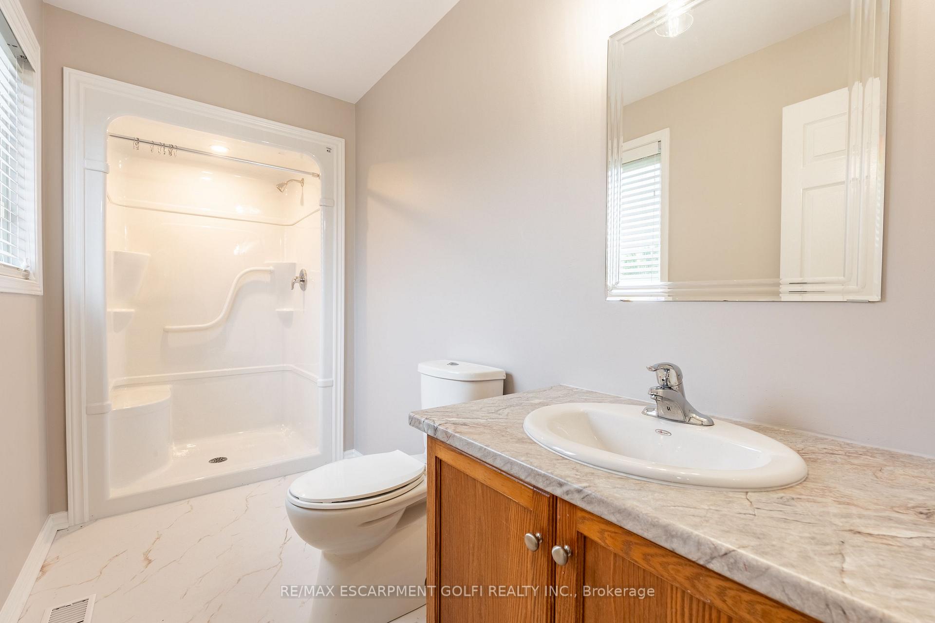 Photo 31 of Unit 1, 25 Meadowvale Drive, Pelham, Fonthill — HOMEH