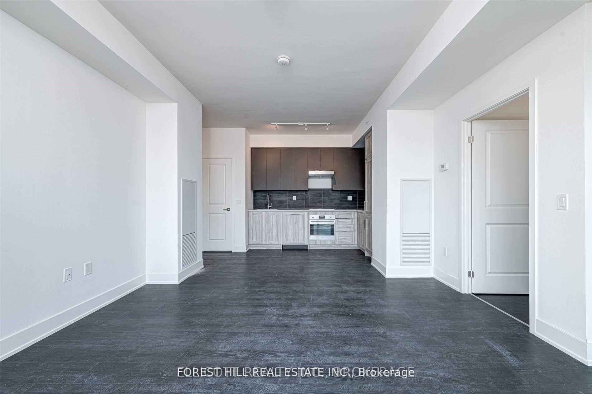 Photo 2 of Unit 3502, 2908 Highway 7, Vaughan, Concord — HOMEH