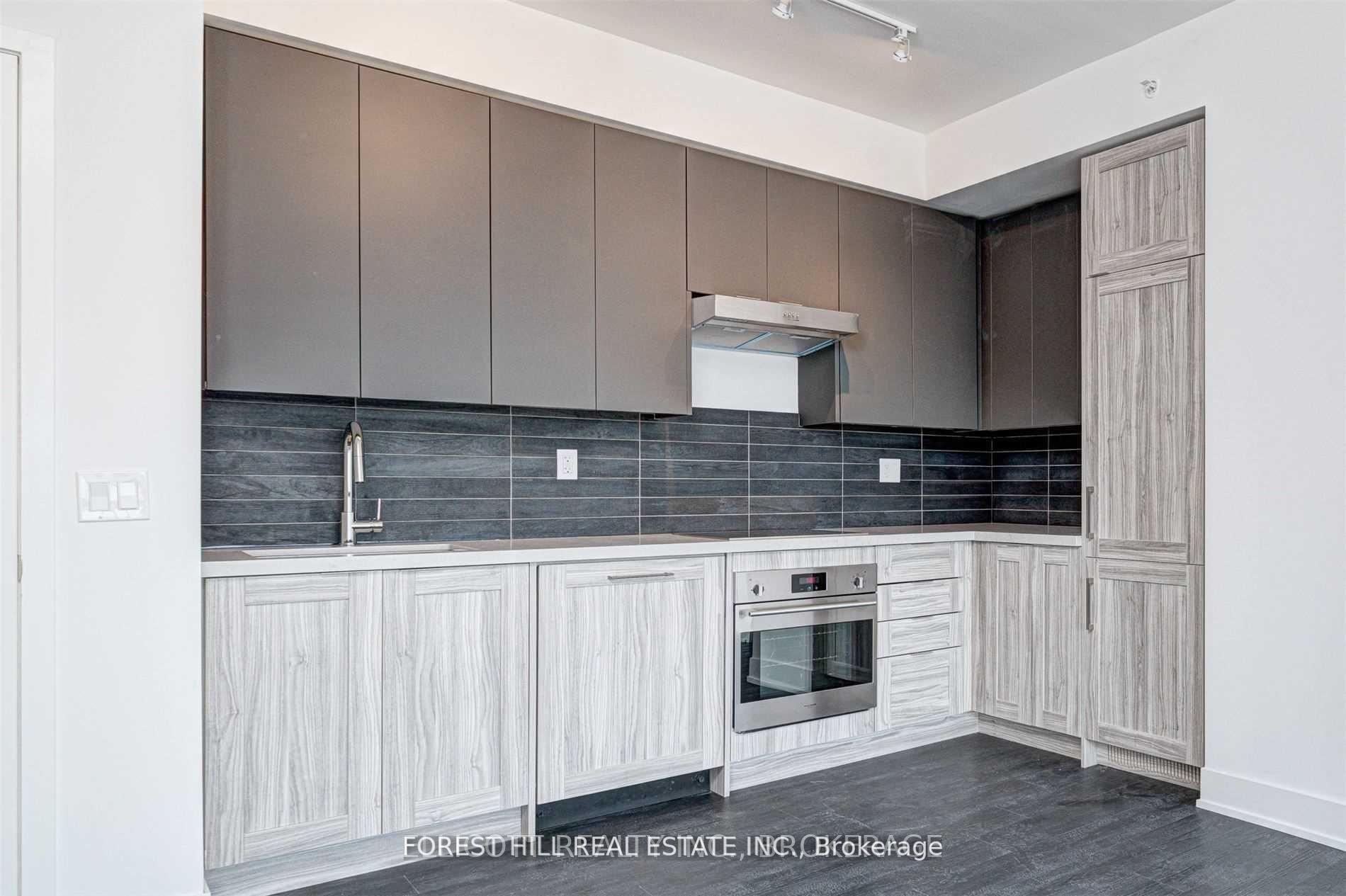 Photo 3 of Unit 3502, 2908 Highway 7, Vaughan, Concord — HOMEH
